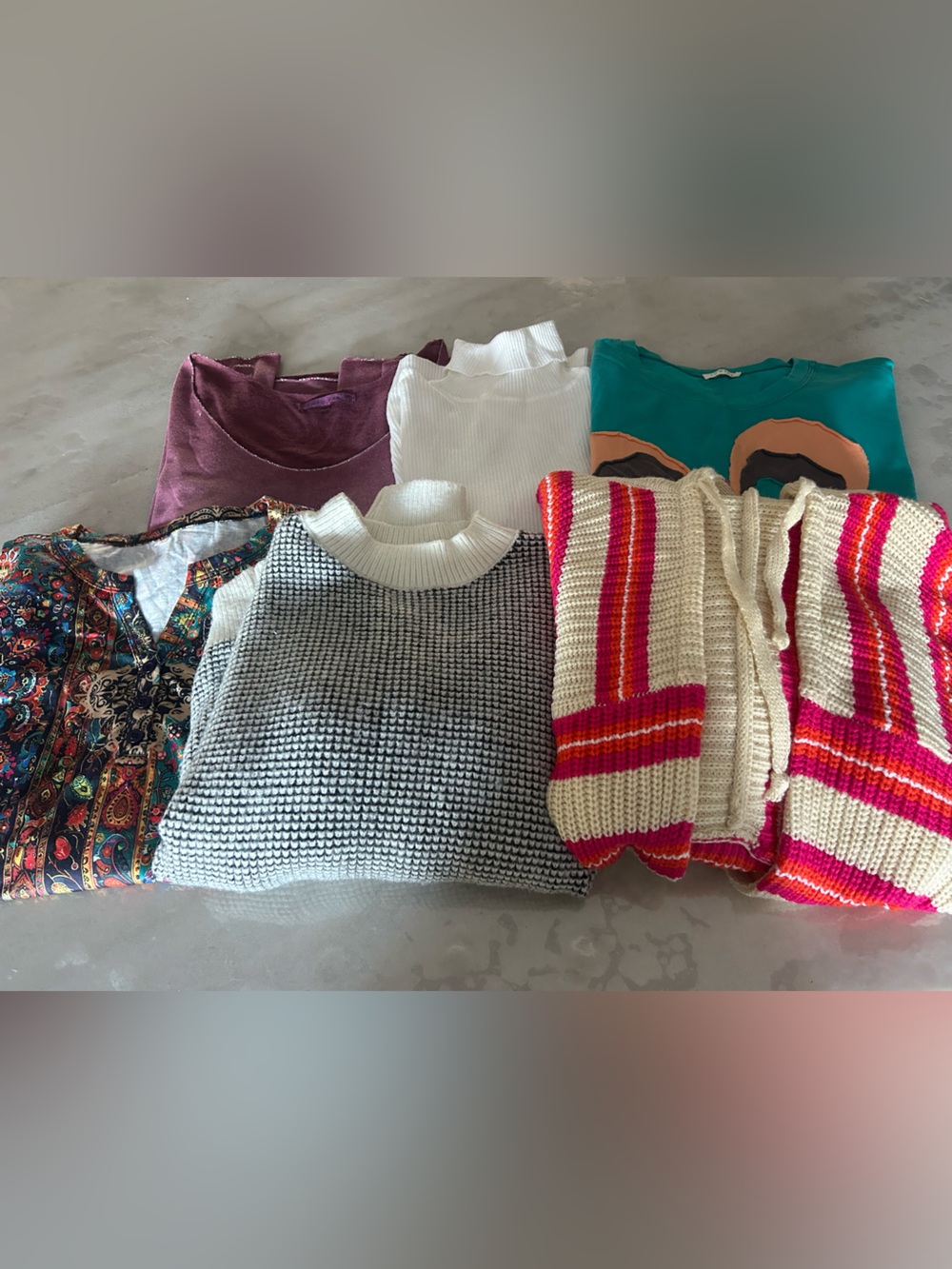 women’s size medium tops